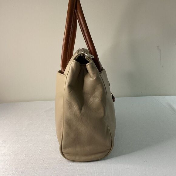 Liz Claiborne Tan and Brown Leather Handbag - Picture 3 of 9